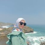 Gambar riwayat Tina Kristina